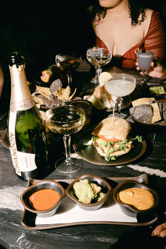 20230718_Emily_Chicago_Draft_2star-7305390