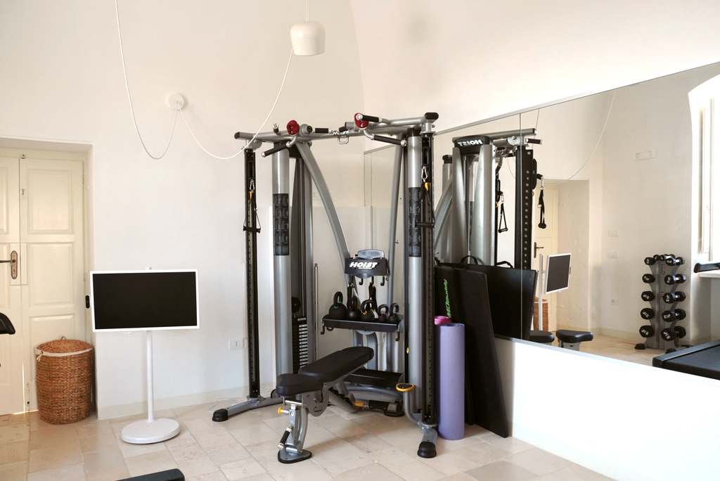 gym at villa torre bianca