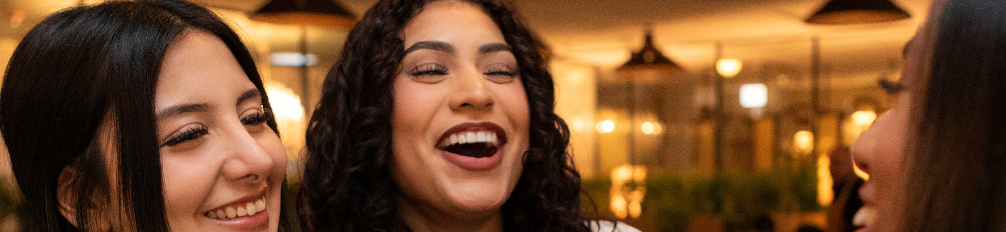 three girls fora drinks galentines 26 web resize